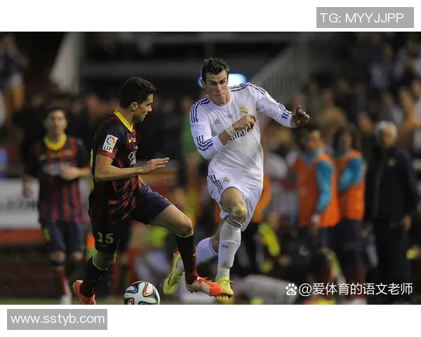 足球明星传球失误集锦视频回顾精彩瞬间与球迷的心碎时刻